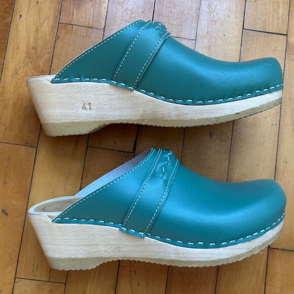 No. 6 Clog Bridget Mid-Wedge Sage 41 - Picture 3 of 9